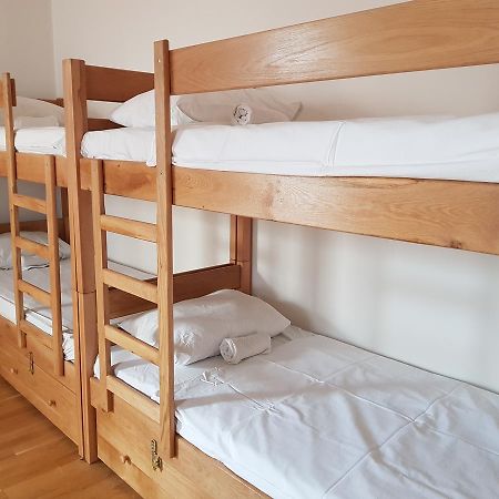 נובליה Hostel Timun (Adults Only) מראה חיצוני תמונה